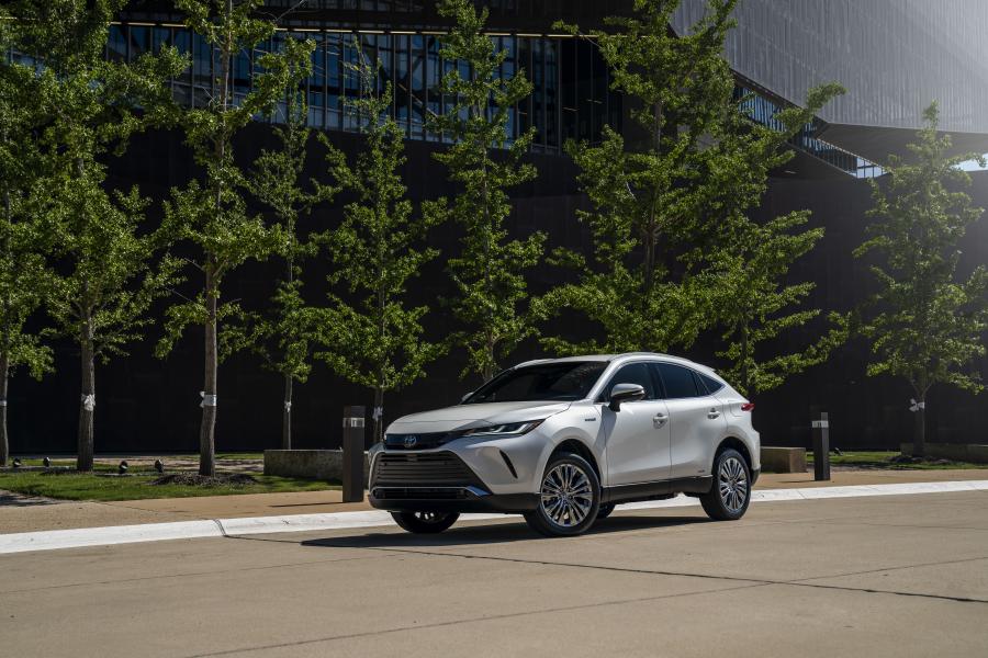  Toyota Venza Hybrid XLE 2020 года  (фото 1 из 35)